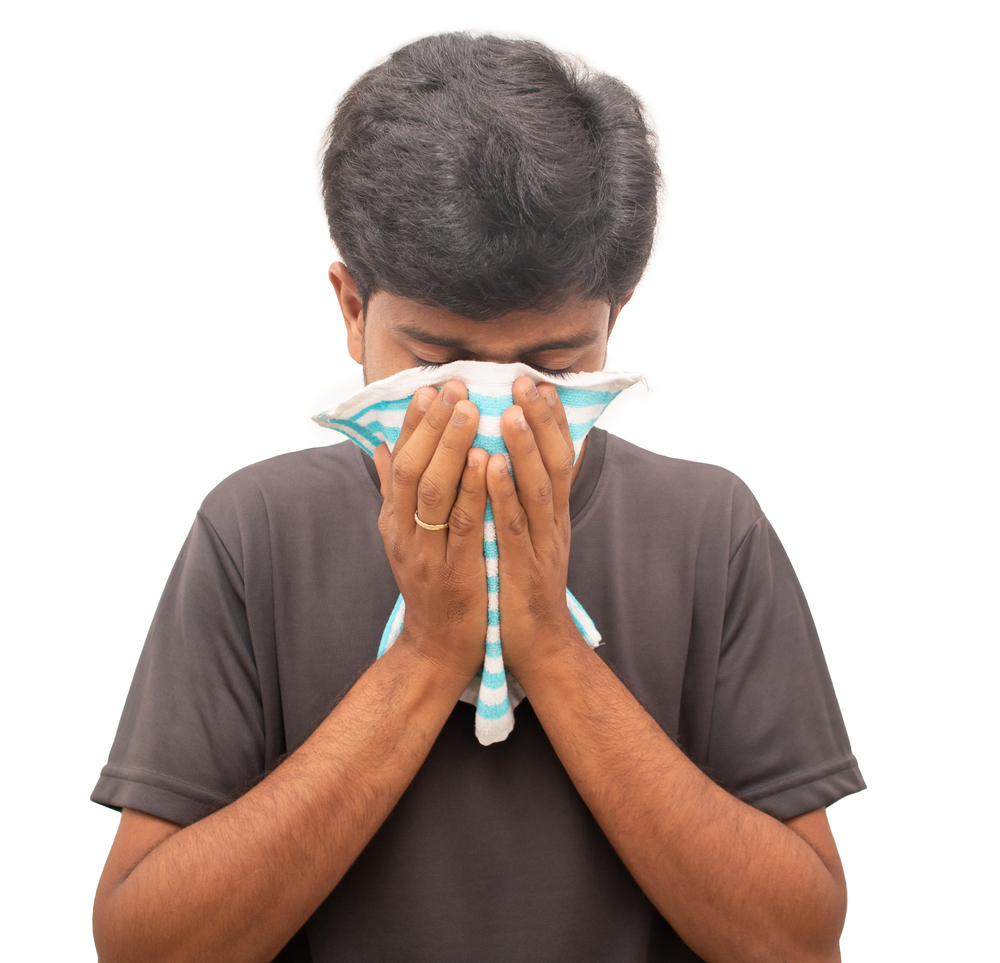 एलर्जी से भी गले में दर्द, खुद से न लें कोई एंटीबायोटिक