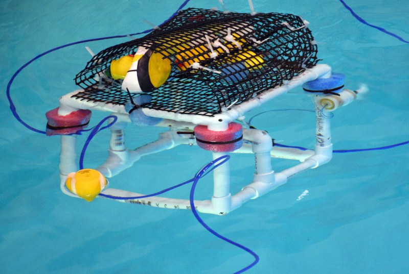 बच्चों को भविष्य की चिंता, महासागरीय कचरे सफाई बनाया रोबोट