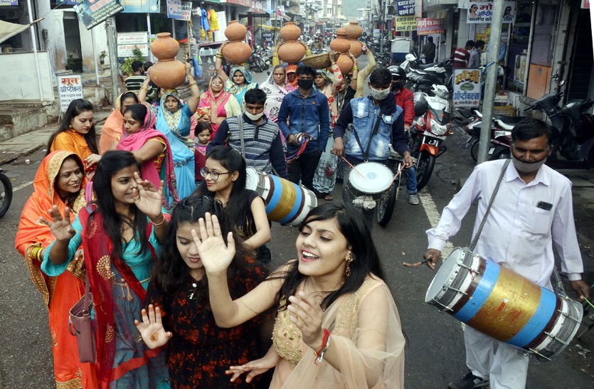 डरिए...दो दिन में चार को लील गया कोरोना, अगर नहीं संभले तो बढ़ सकता है संक्रमितों का आंकड़ा