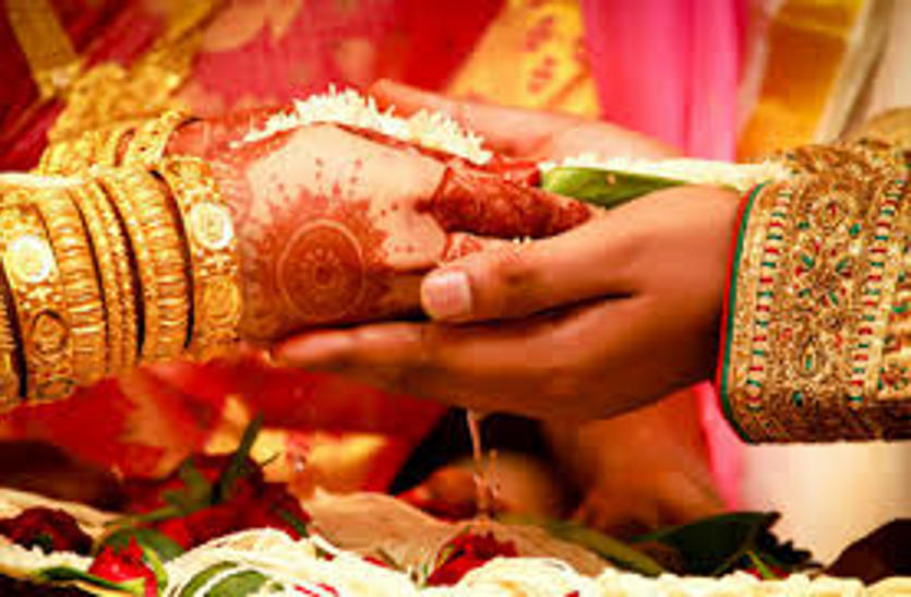 Gujarat: अब नहीं लेनी पड़ेगी शादी समारोह के लिए पुलिस की मंजूरी