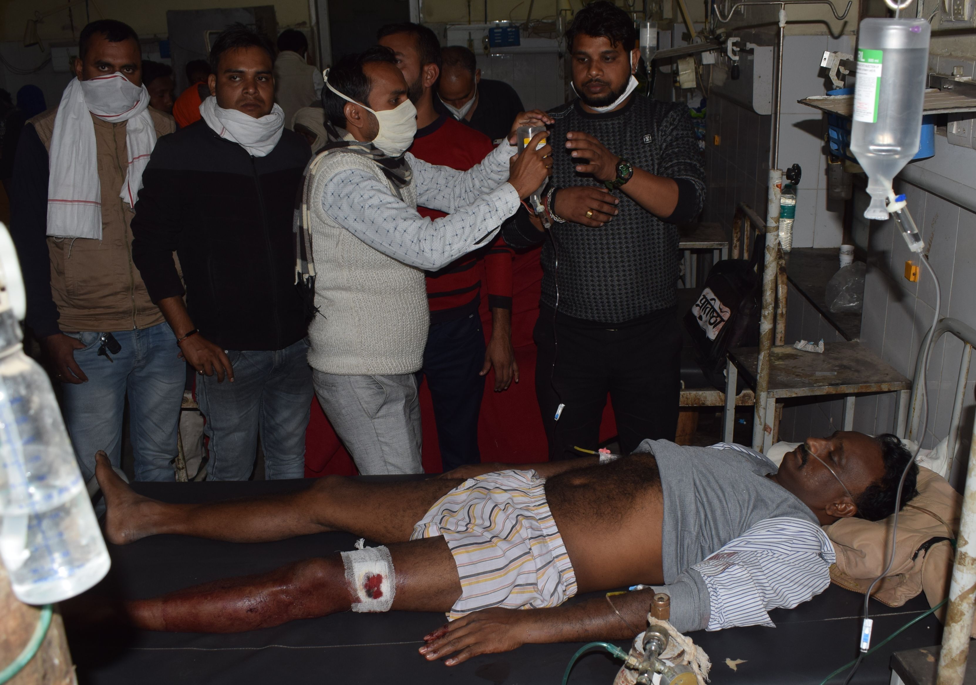  Mukesh Thakur shot head constable shot by miscreant, broke both hands