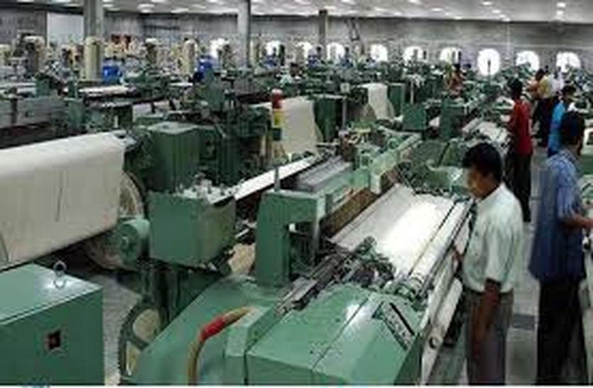 Textile industry holding speed if school opens in bhilwara