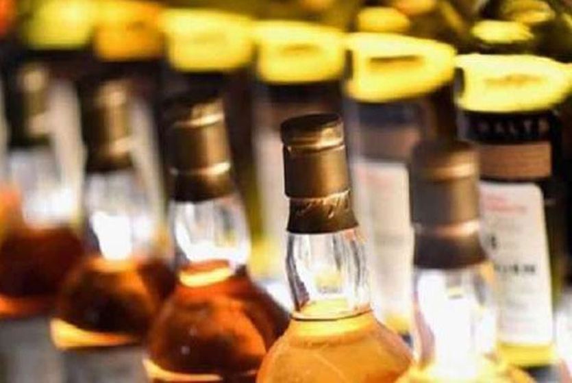  Liquor being sold illegally in Sendhwa