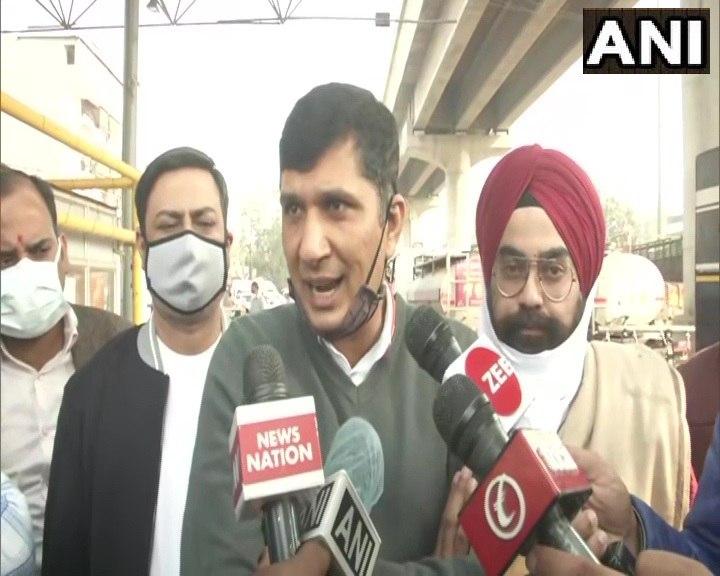 Farmers have 6 months ration, will return after repealing laws: AAP