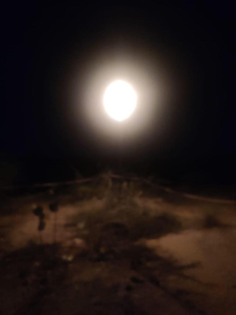 गैस रिसाव के कारण 4 दिन बाद धमाके के साथ फिर बोरवेल में धधकी आग