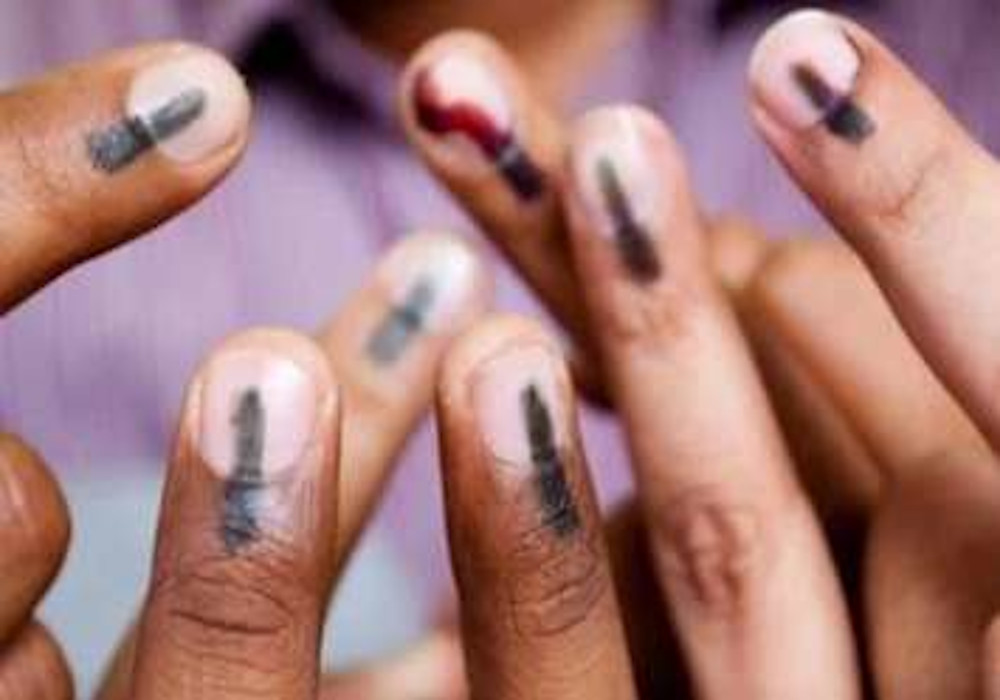 यूपी एमएलसी चुनाव: 199 प्रत्याशी आजमा रहे किस्मत, मतदान केंद्रों पर 11 प्रेक्षक तैनात