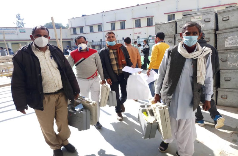 पंचायतराज चुनाव: चौथे चरण के चुनाव के लिए रवाना हुए मतदान दल