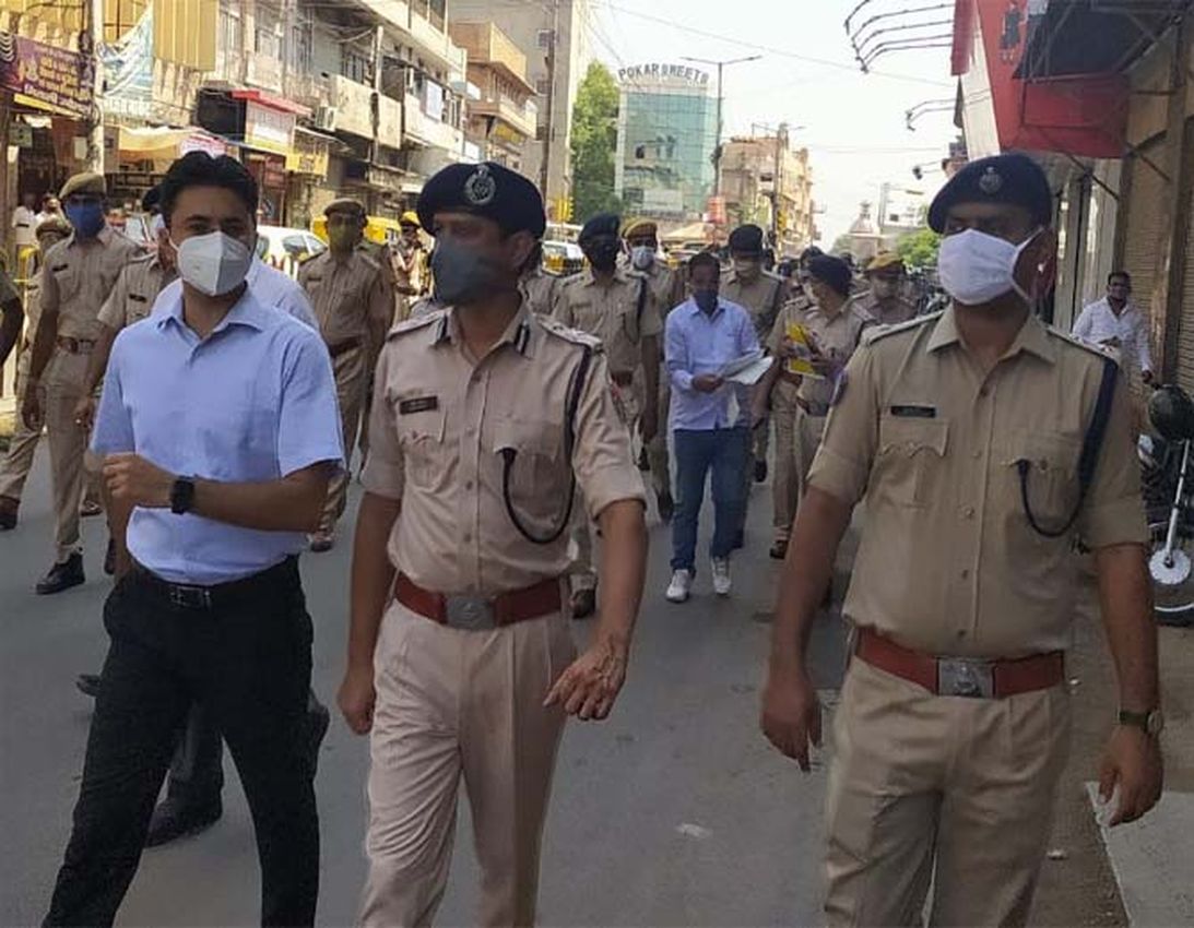 मंत्री धारीवाल की विजिट के बाद हेरिटेज के साथ विकास की रूपरेखा बनाने के लिए पैदल घूमे अधिकारी