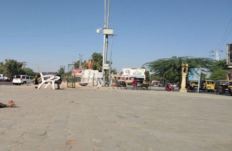 बाड़मेर में रात का पारा 16 डिग्री के पार, दिन में खिल रही तेज धूप