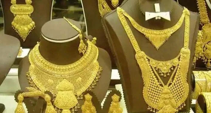 Loot of gold in Bihar