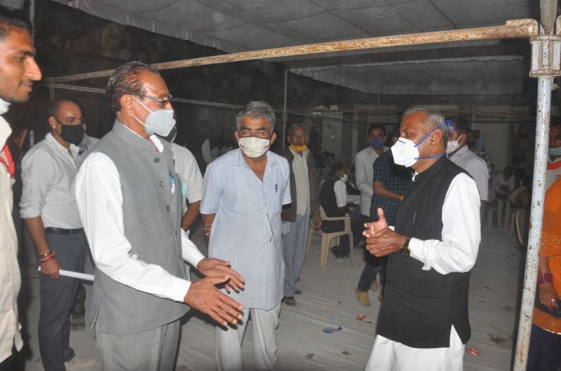 बाड़मेर में भाजपा की बाड़ेबंदी से भाग गया एक सदस्य