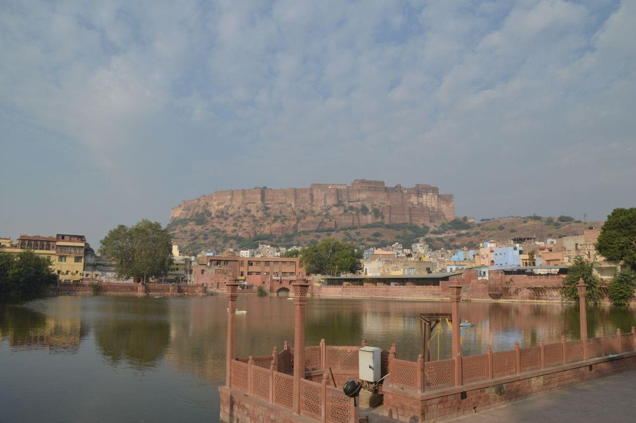 Rajasthan Weather: आज बादलों की हल्की आवाजाही