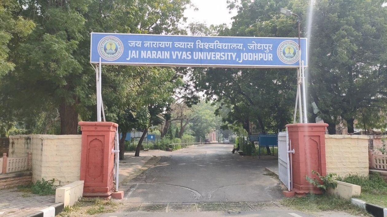 जेएनवीयू में हिंदी वाद-विवाद एवं समूह चर्चा