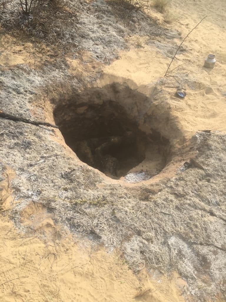 झाड़ाफूंक करने वाले ने बालिका को जिंदा जलाया