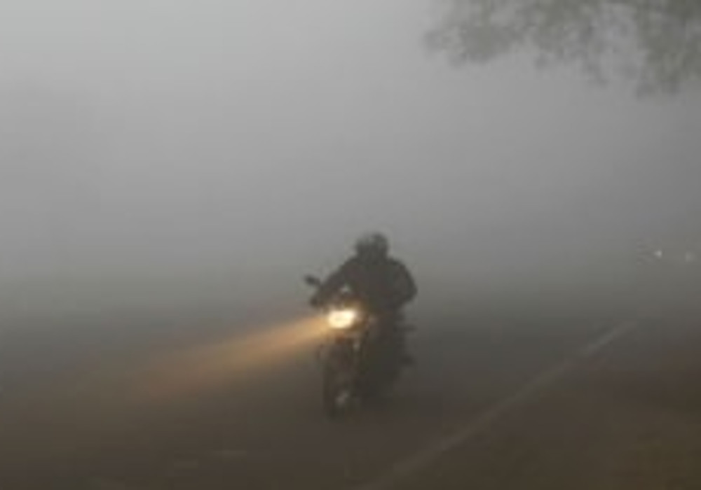 मौसम विभाग का पूरे यूपी में ठंड बढ़ने का अलर्ट, सहारनपुर में बारिश के साथ ओले गिरे