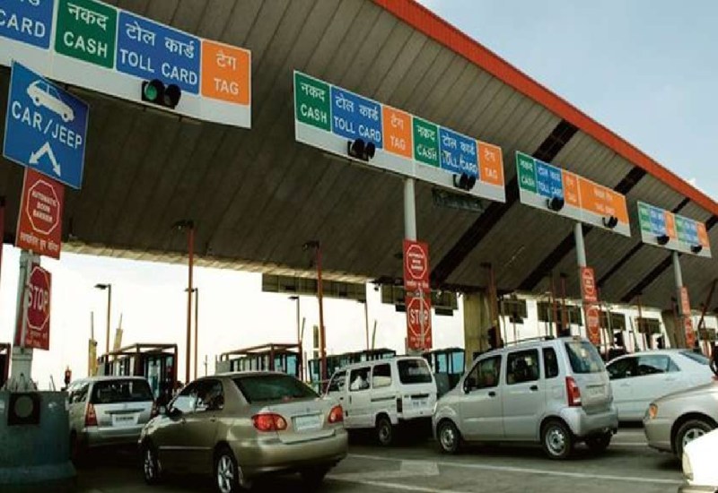 यूपी के सारे टोल प्लाजा पर 1 जनवरी से होने जा रहा ये बड़ा बदलाव, नहीं पता, तो तुरंत करें ये काम वरना होगी मुश्किल