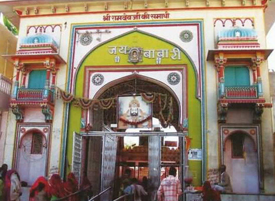 India Post: प्रदेश के मंदिरों का प्रसाद अब घर में बैठे मिल सकेगा