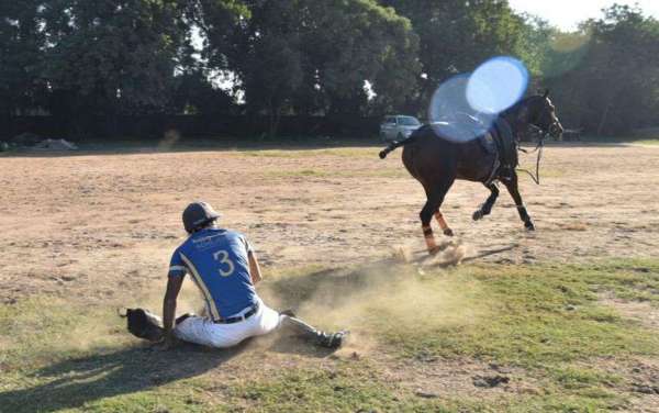 Watch- गिरते हैं शह सवार ही मैदान ऐ जंग में...