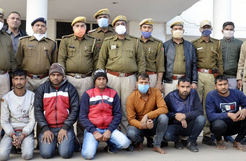 6 persons arrested plotting robbery at petrol pump caught in bharatpur