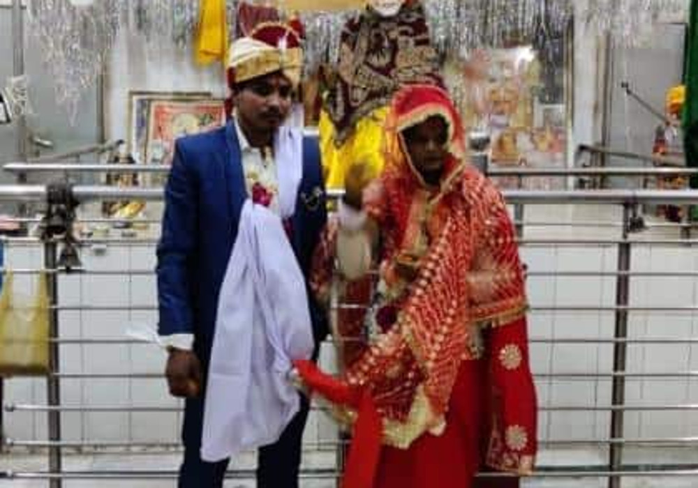 भगवान शंकर के मंदिर में रेशमा और अमन ने शादी की, पिता सलीम ने कहा बेटी की खुशी में ही हम खुश हैं