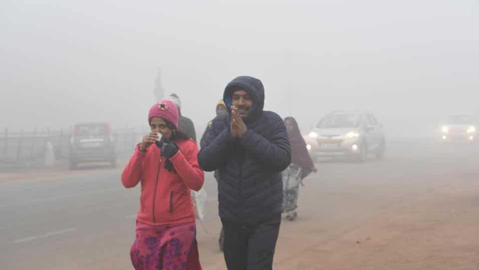 why is the record temperature down in Delhi is less than Shimla