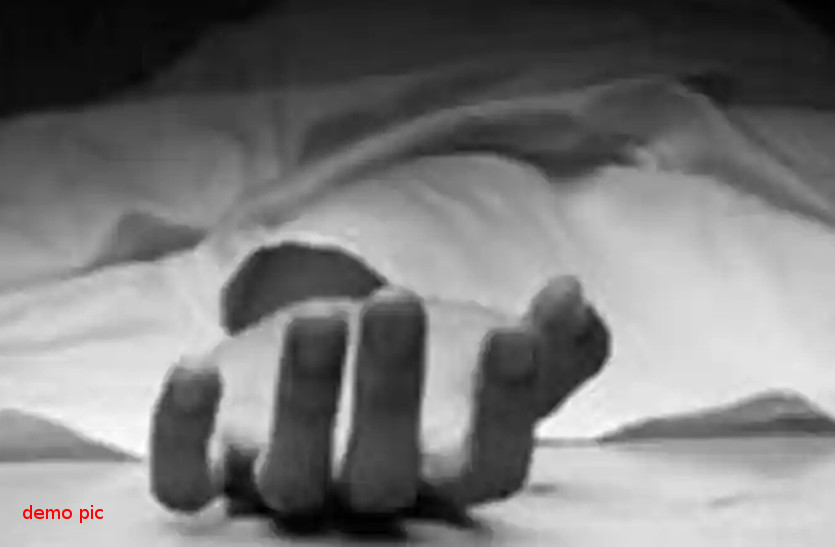 72 year old man commits suicide in bharatpur