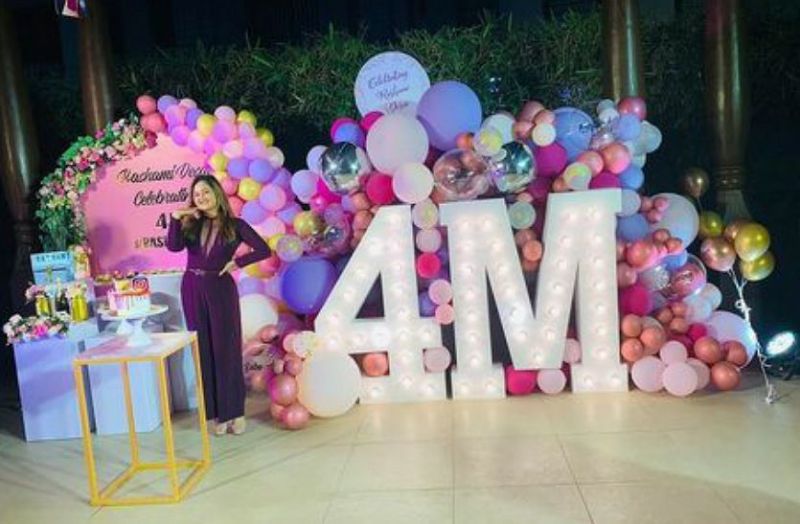 रश्मि देसाई के इंस्टाग्राम पर हुए 4 मिलियन फॉलोअर्स, अभिनेत्री ने मनाया जश्न