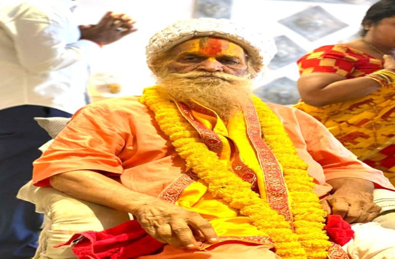 छत्तीसगढ़ में बर्फानी दादा के नाम से प्रसिद्ध संत लाल बिहारी दास का अहमदाबाद में निधन, पाताल भैरवी मंदिर की रखी थी नींव