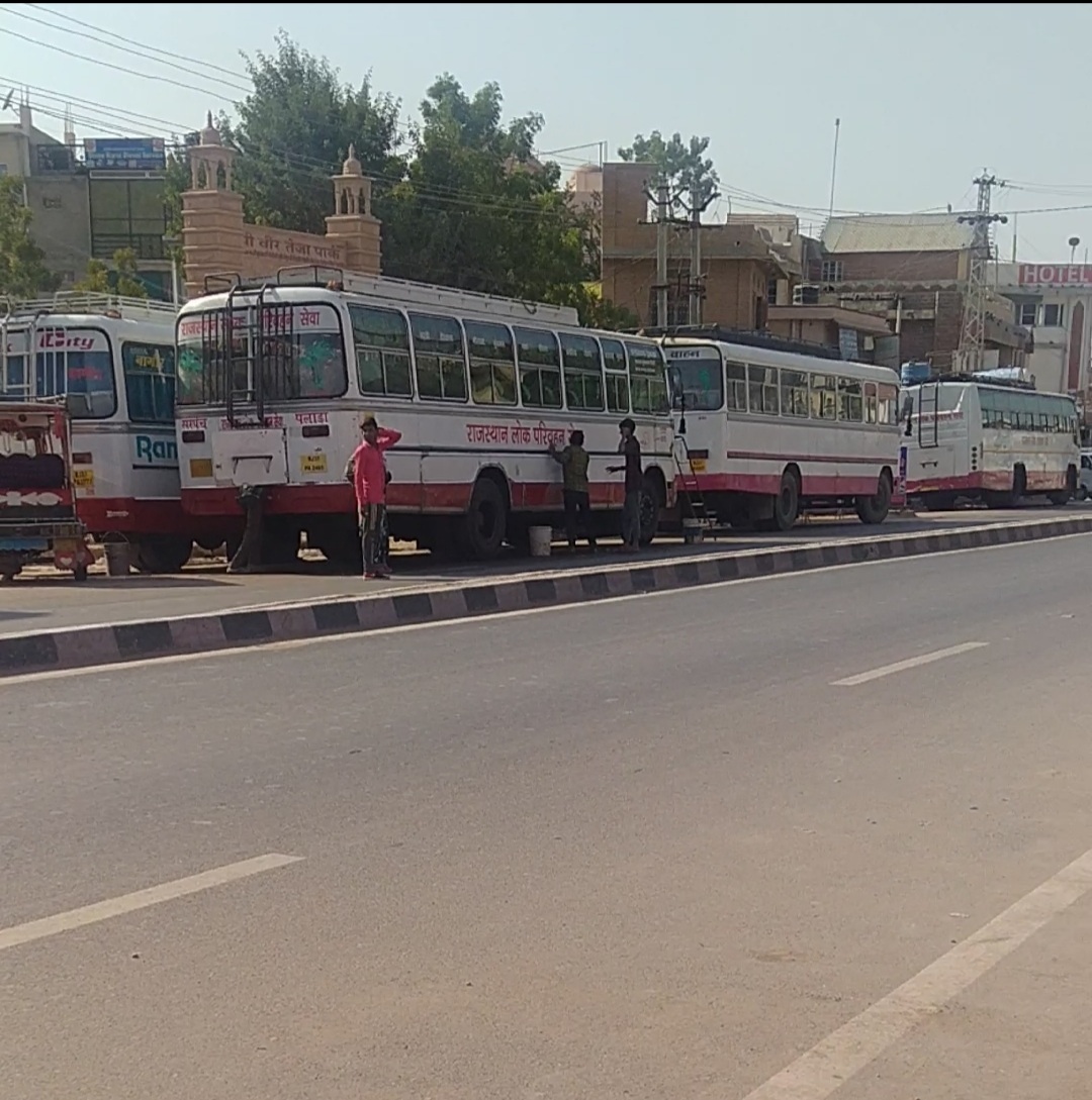 Everyone is disturbed by the encroachment of private buses standing crosswise