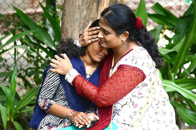 बालिका वधु को क्रिसमस गिफ्ट, 18 साल बाद बाल विवाह बंधन से मुक्त