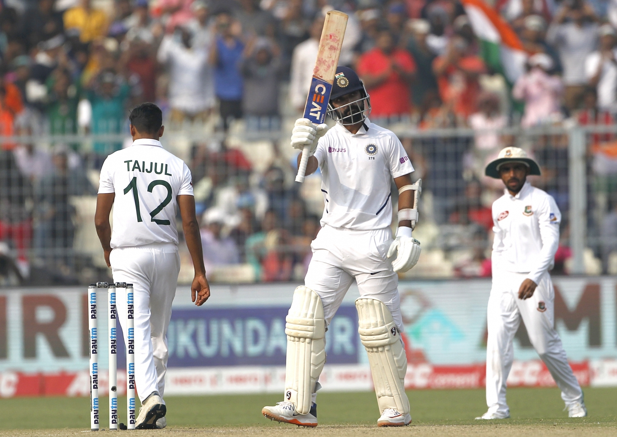 India strong with Rahane innings, lead by 82 runs over Australia