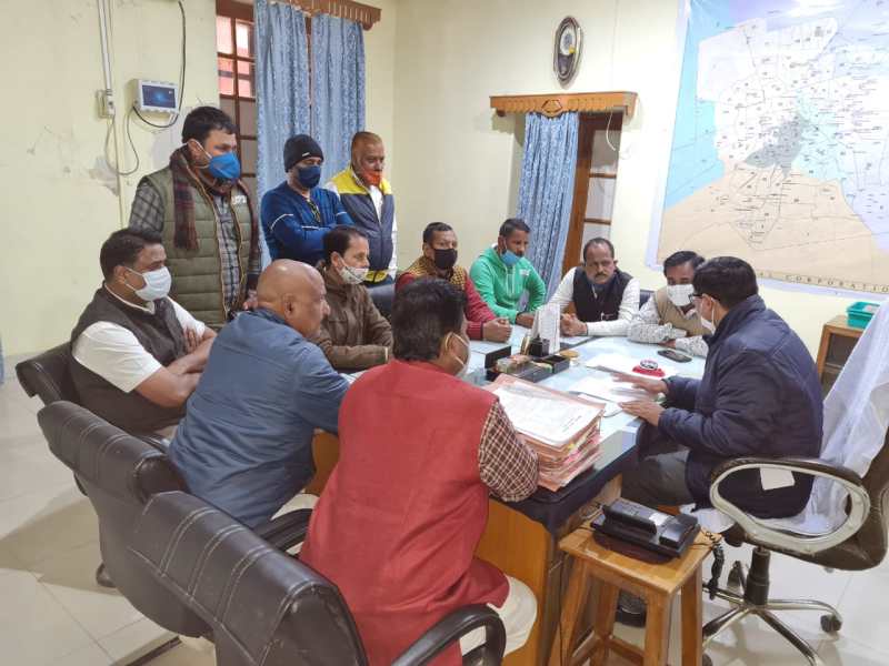 नन्दी गोशाला में रखे जाए बेसहारा पशु