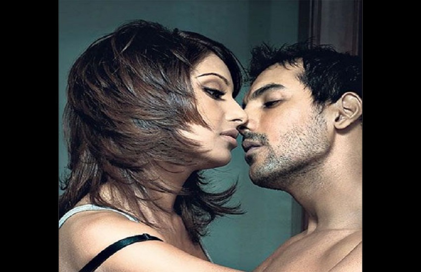 Bollywood Five Best Kissing Scenes Viral On Internet