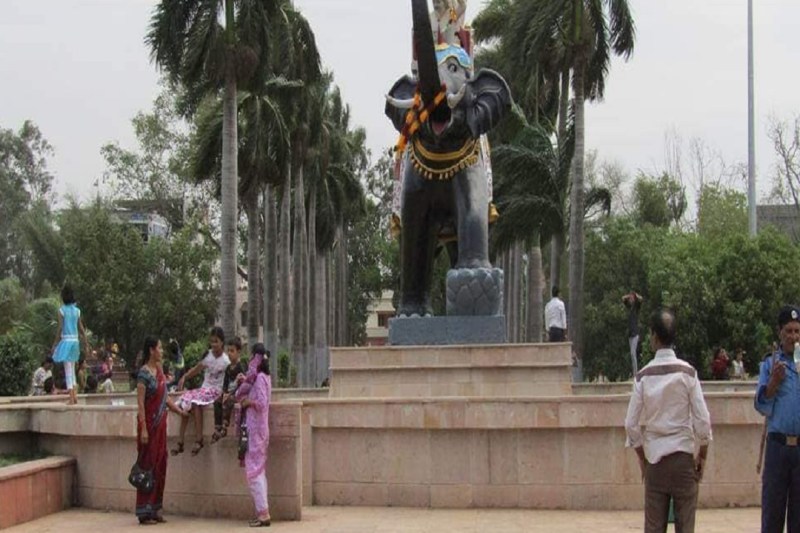 जबलपुर के खूबसूरत पार्क जहां जाना, घूमना हुआ महंगा