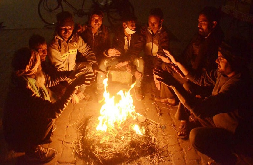 नश्तर सी चुभ रही हवा...पारा माइनस @ 2, ठिठुरा रहा विदा ले रहा दिसम्बर