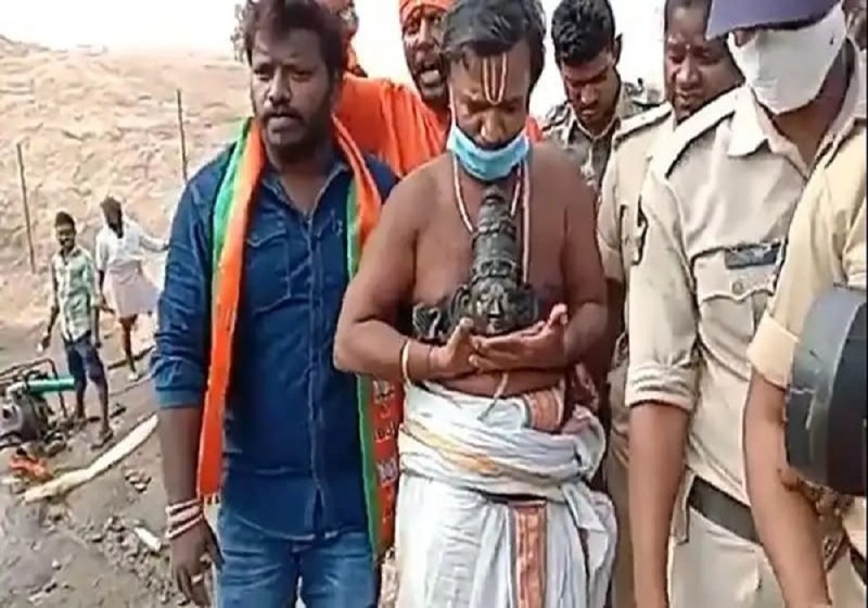 आंध्र प्रदेश में हिदू मंदिरों पर हमले से भड़की विहिप