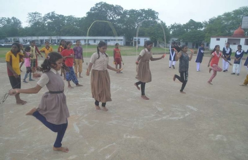 खेल मैदान