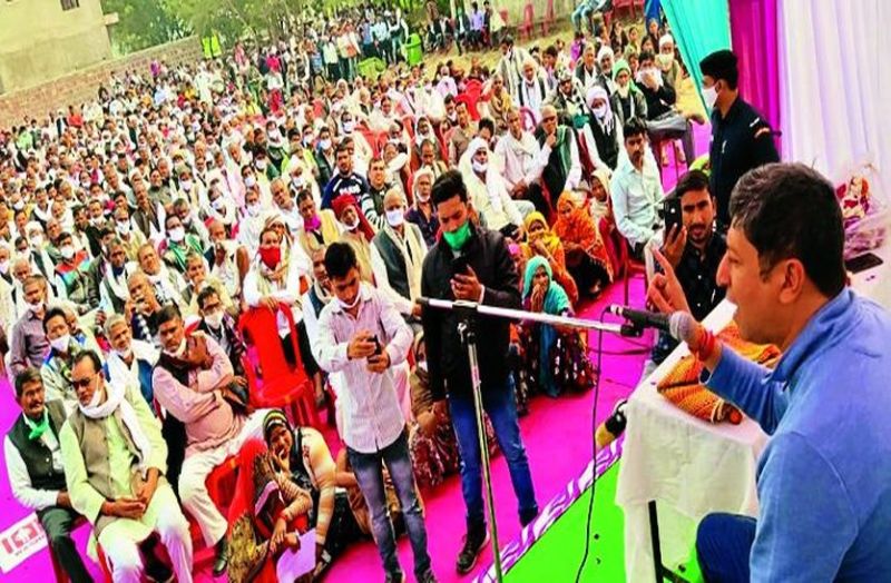 गरीबों के साथ छलावा कर रही केंद्र सरकार-बोहरा