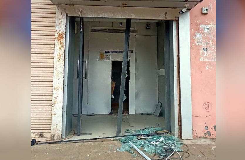 ATM Robbery Attempt In Sadulpur Churu