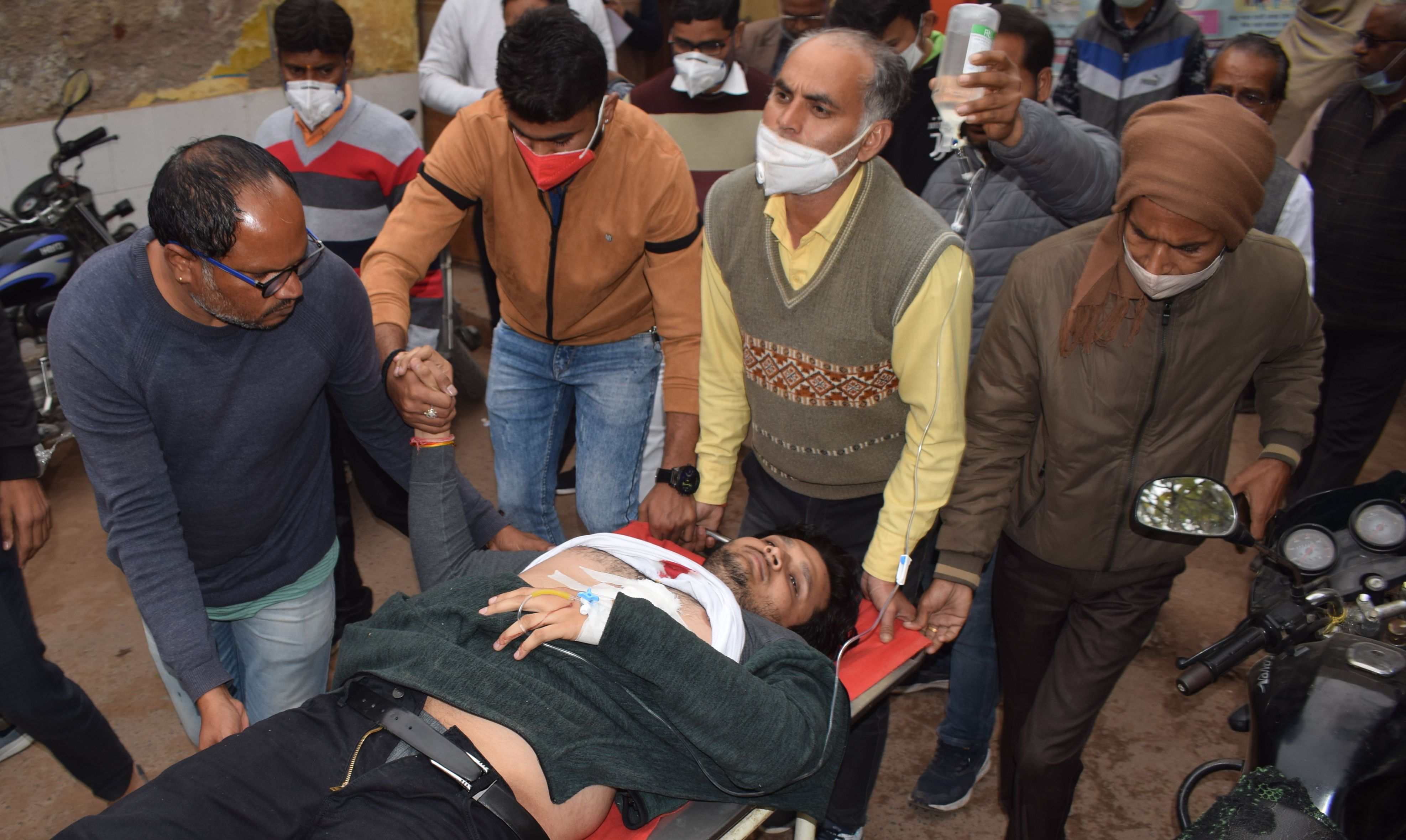  Hotel businessman shot dead near SP office, seriously injured Jaipur referral