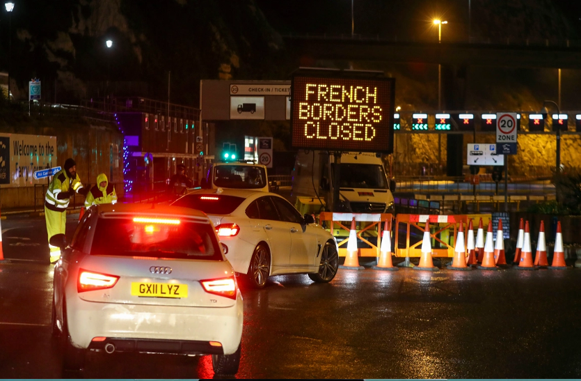 ब्रिटेन से लगने वाली सीमा को बंद रखेगा फ्रांस