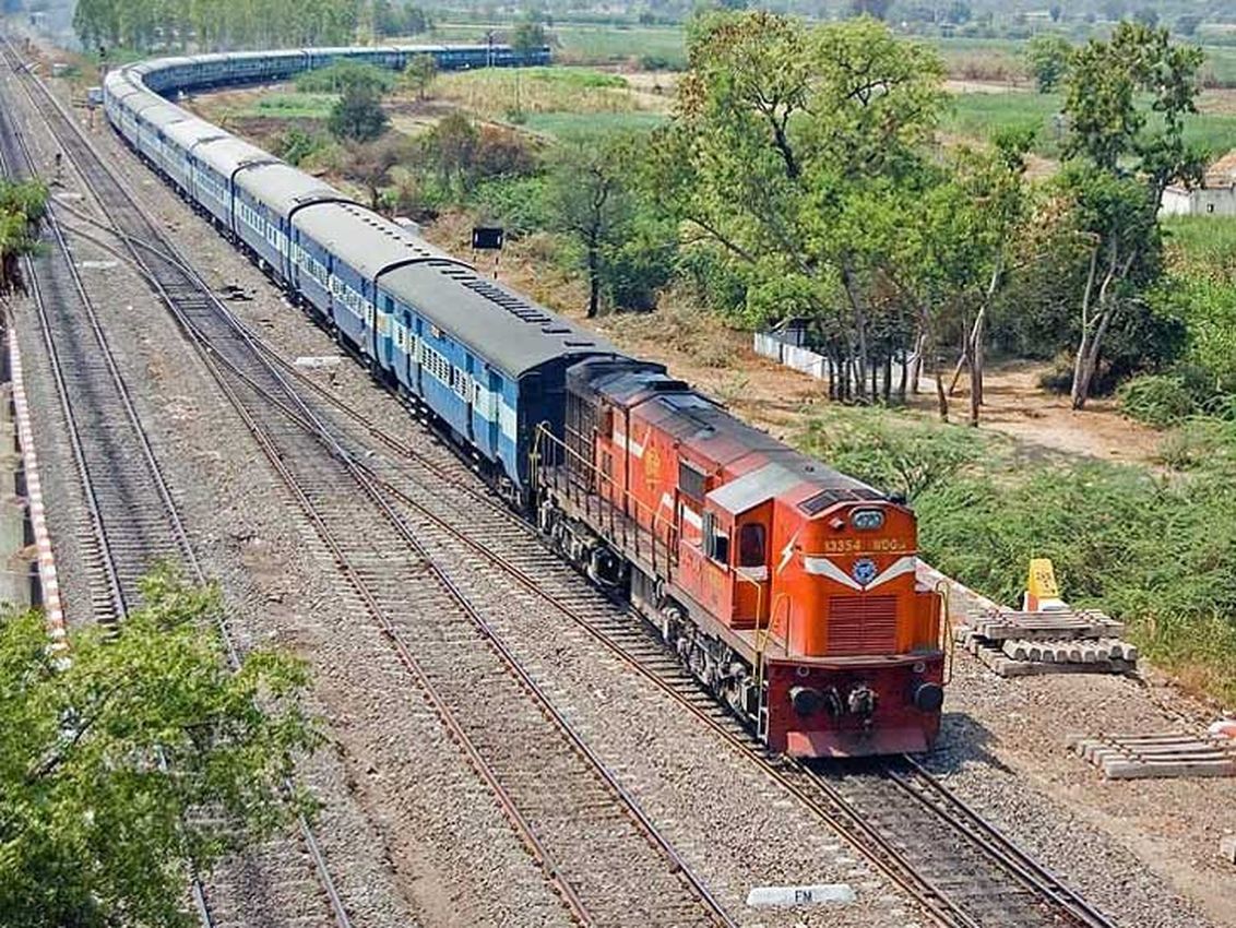 31 मार्च तक मिलेगा रद्द हुई नियमित ट्रेन का रिफण्ड