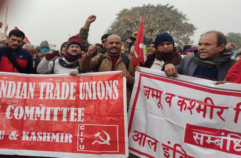 Jammu Kashmir Farmers Reached At Shahjahanpur Kisan Aandolan