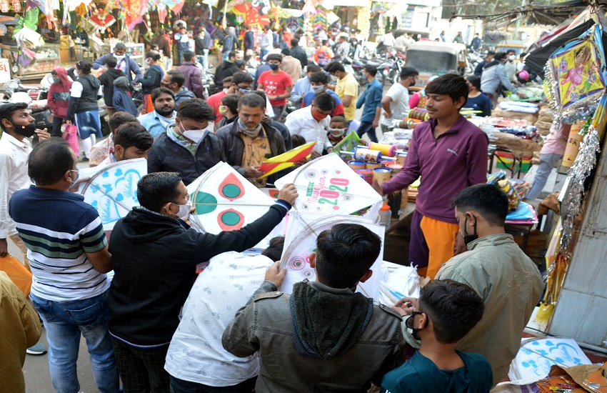 Ahmedabad  News : पतंगबाजी : नियमों के उल्लंघन पर सोसायटी प्रमुखों पर होगी कार्रवाई