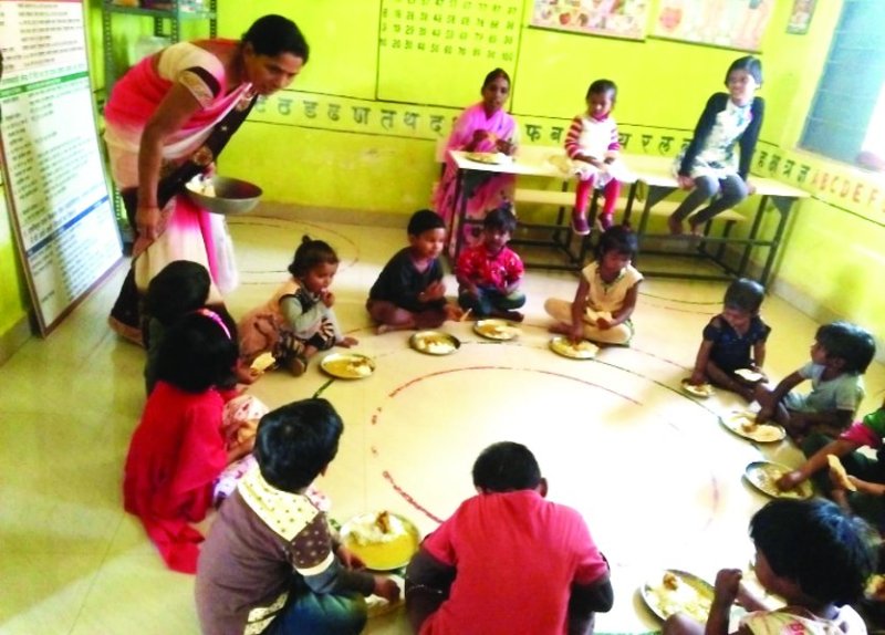 प्राइवेट प्ले स्कूल जैसा है यहां का आंगनबाड़ी केंद्र, आकर्षित हो रहे बच्चे, केंद्र खुलने का बेसब्री से रहता हैं इंतजार