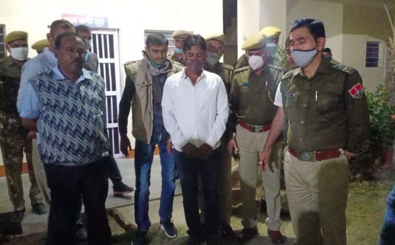 एक दिन पहले एटीएस टीम पर हमला कर छुड़ाकर ले गए थे बदमाश, दूसरे दिन फरार हिस्ट्रीशीटर ने थाने पहुंचकर किया सरेंडर