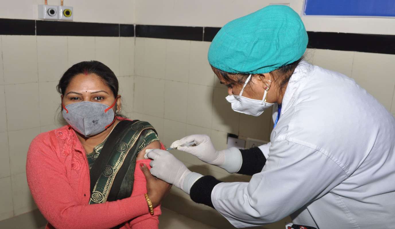 श्रीगंगानगर: कोरोना वैक्सीन का आगाज……..देखें खास तस्वीरें