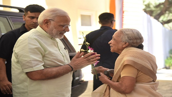PM modi and dr v Shanta