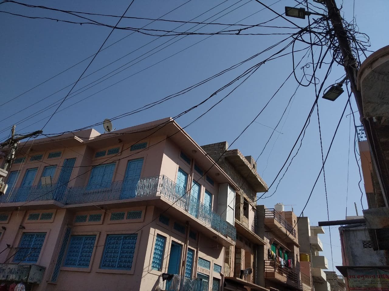 थारनगरी में तारों का जाल,सालों से योजना का बुरा हाल