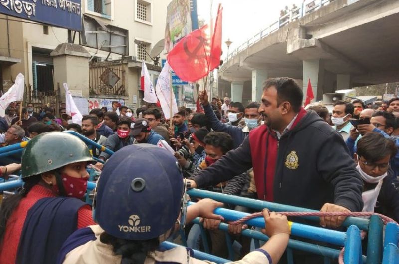 सीटू समर्थकों की पुलिस के साथ धक्का-मुक्की